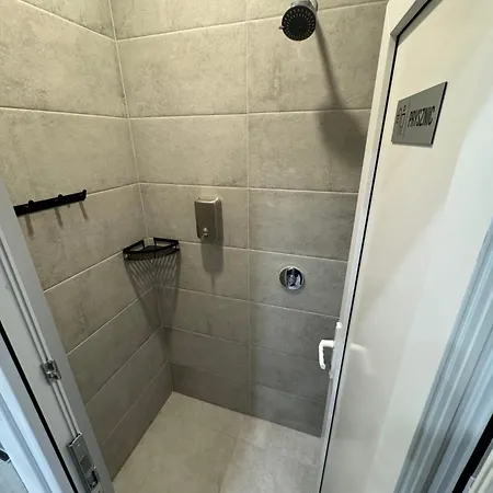 - 24h Parking Hostel Katowice