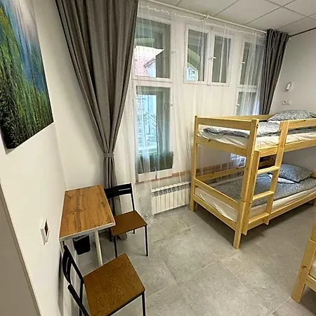 - 24h Parking *