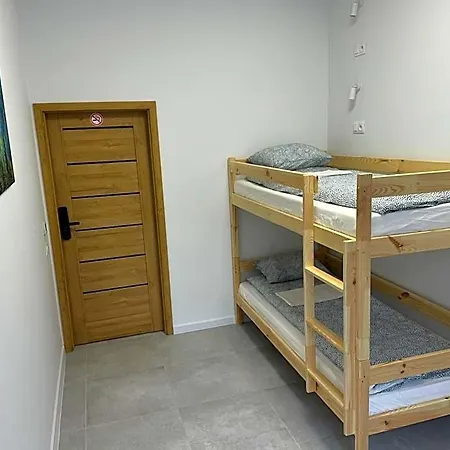 - 24h Parking Ostello